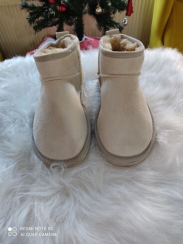 36 Beden ten rengi Renk Ugg ultra mini bej