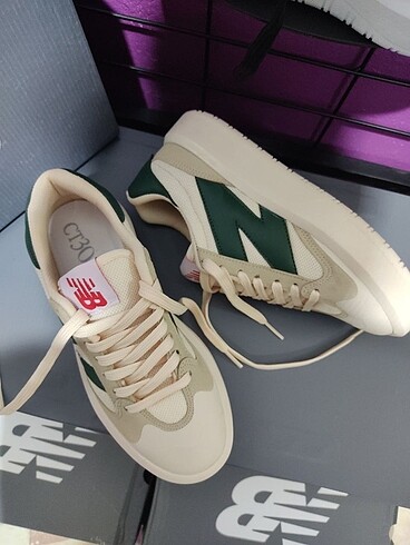 New Balance Ct302 new