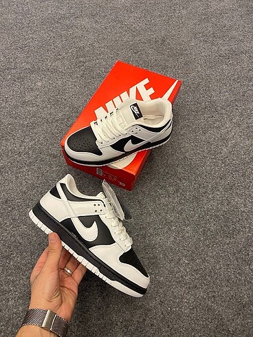 Nike panda