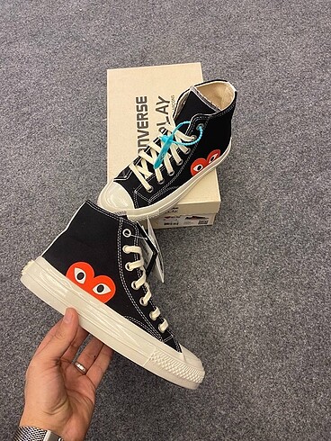 Converse play