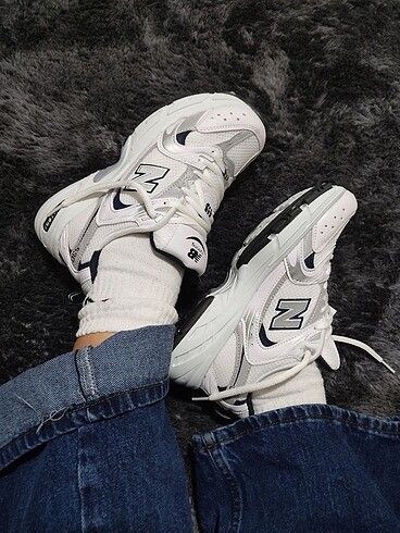 37 Beden NEWBALANCE 530