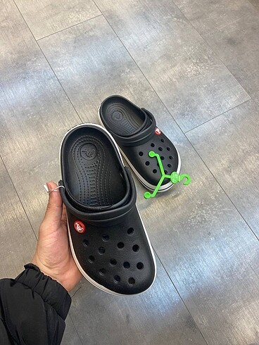 40 Beden Crocs terlik