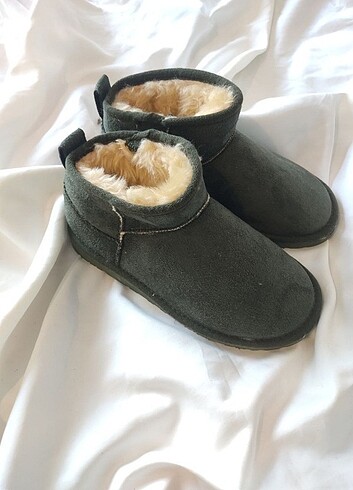 38 Beden Ugg bot