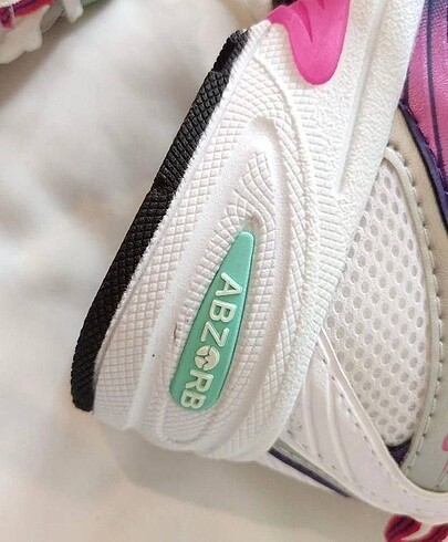 New Balance Newbalance