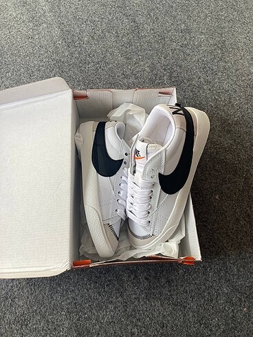 Nike blazer