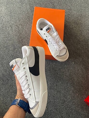 38 Beden beyaz Renk Nike blazer