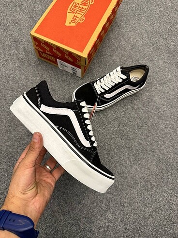 Vans platform