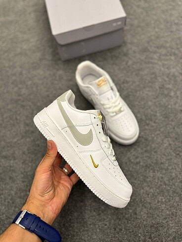 Nike air