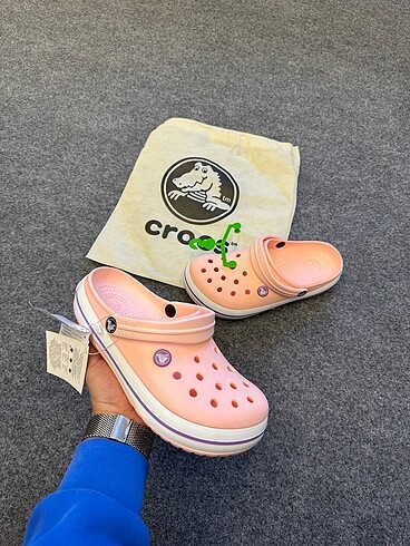 39 Beden crocs