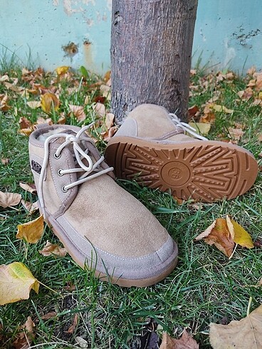 37 Beden camel Renk Ugg bot