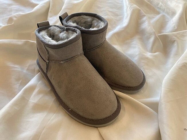 39 Beden gri Renk Bot Ugg