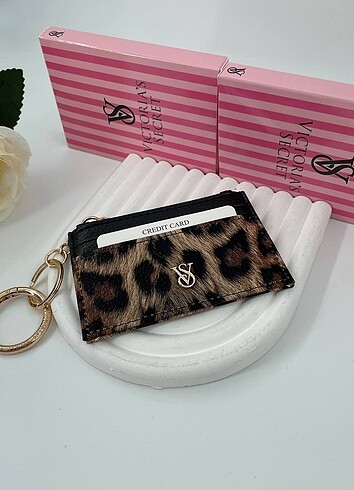 Vs kartlık leopar