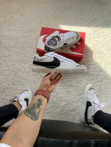 37 Beden beyaz Renk Nike blazer