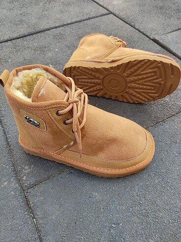 36 Beden Ugg bağcıklı