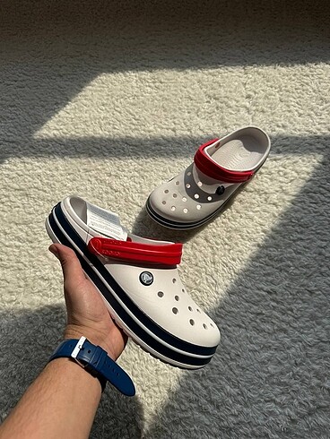 Crocs