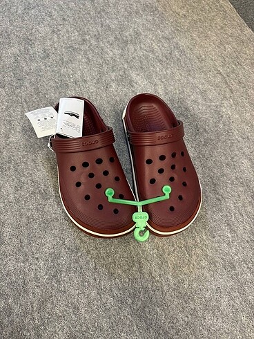 Crocs terlik