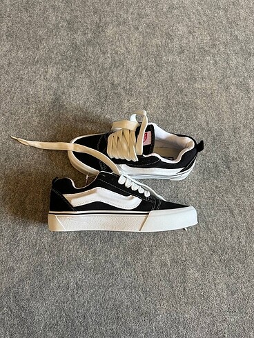 39 Beden Vans knu skol