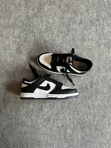 Nike Dunk panda