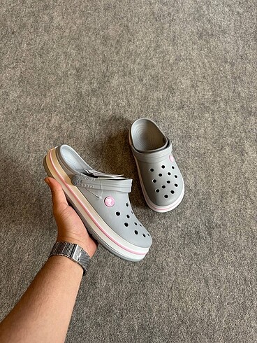 Crocs grey