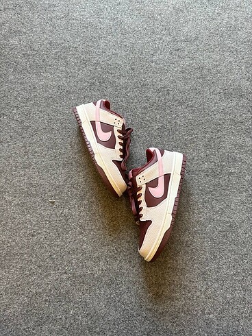 Nike valentines