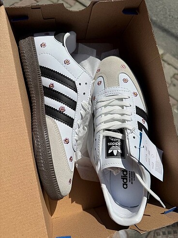 Adidas Çiçek model samba