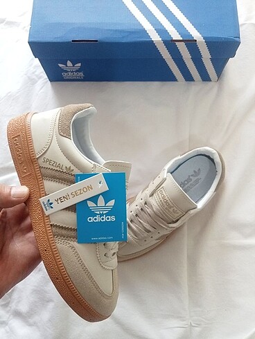 Adidas Spor ayakkabı