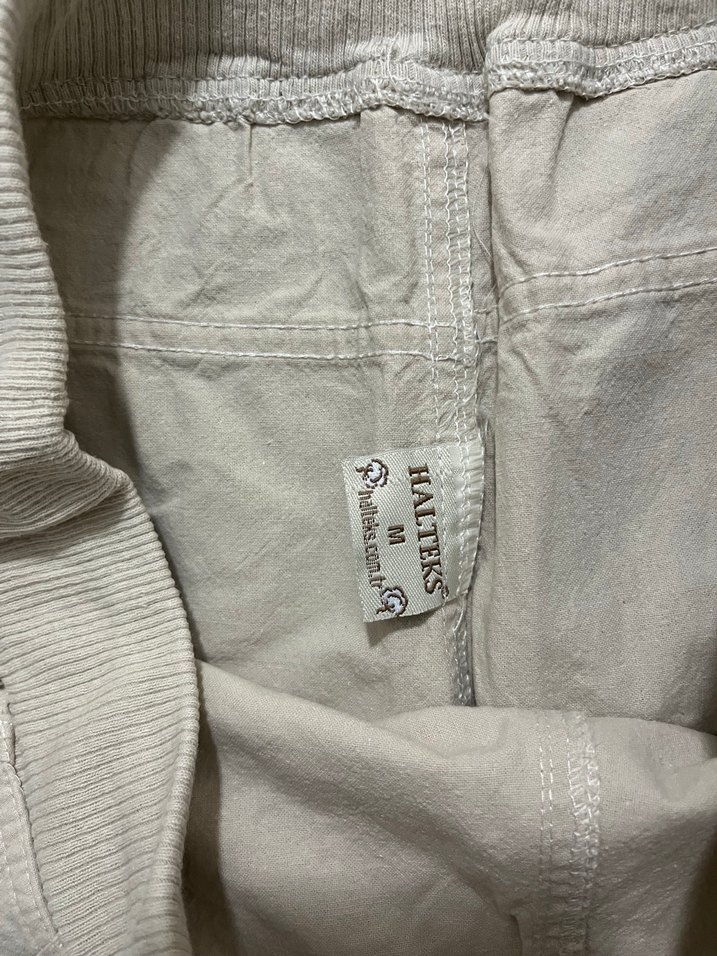 Bej Pamuk Rahat Kesim Kadın Şort - Görsel 4