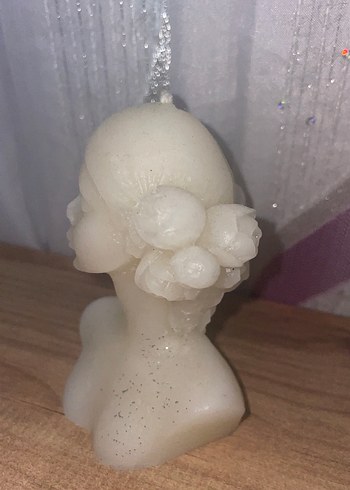 Beyaz Kadın Büstü Mum - Görsel 2