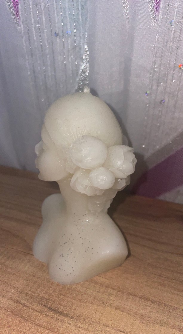 Beyaz Kadın Büstü Mum - Görsel 2