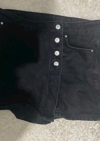 l Beden Trendyol & Milla Siyah Düğmeli Mini Denim Etek