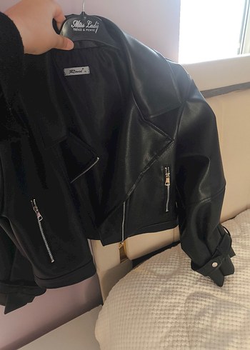 crop suni deri ceket - Görsel 2