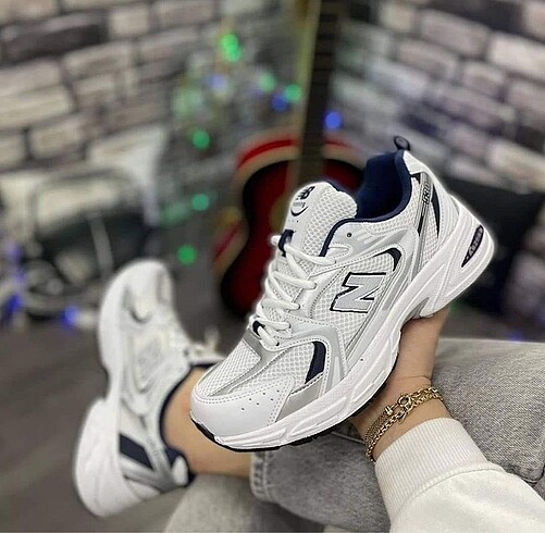 New Balance 530