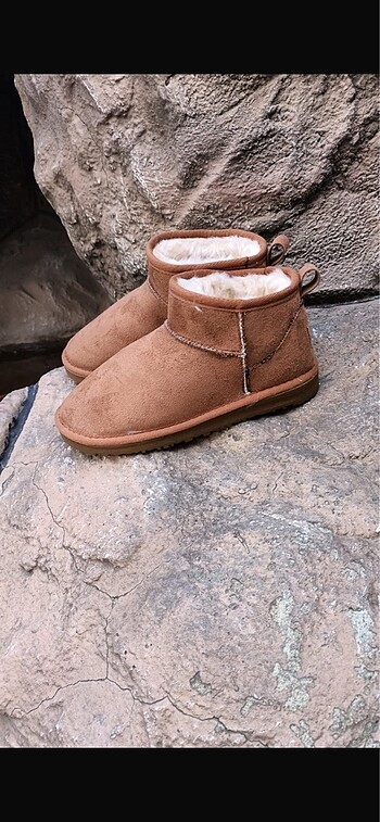 Ugg Taba Ugg
