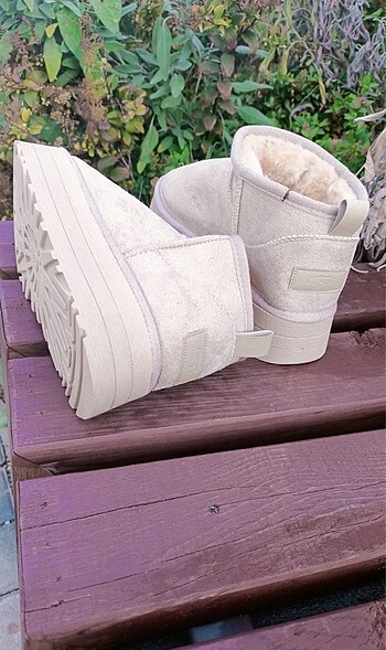 Ugg Bej Platform