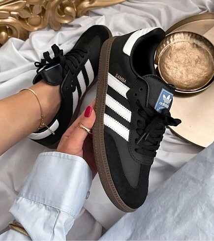 Adidas Samba