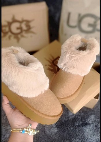 Ugg ürünü