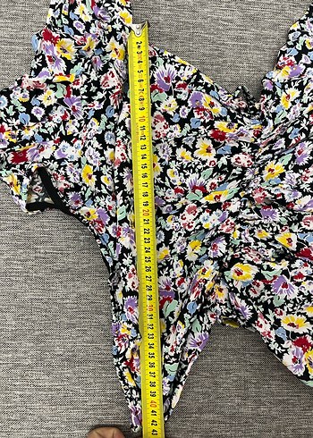 Tek kol çiçekli Elbise - Görsel 4