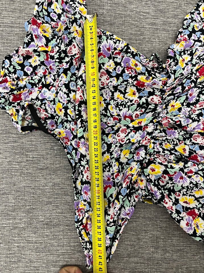 Tek kol çiçekli  Elbise - Görsel 4