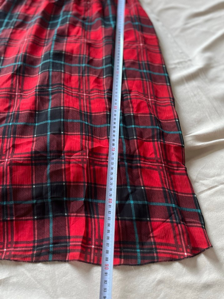 Kırmızı Kareli ip askılı elbise - Görsel 4