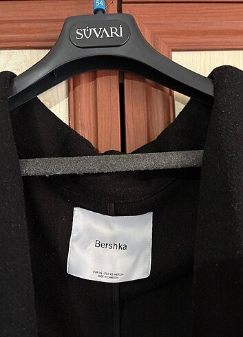 xs Beden Bershka kaban