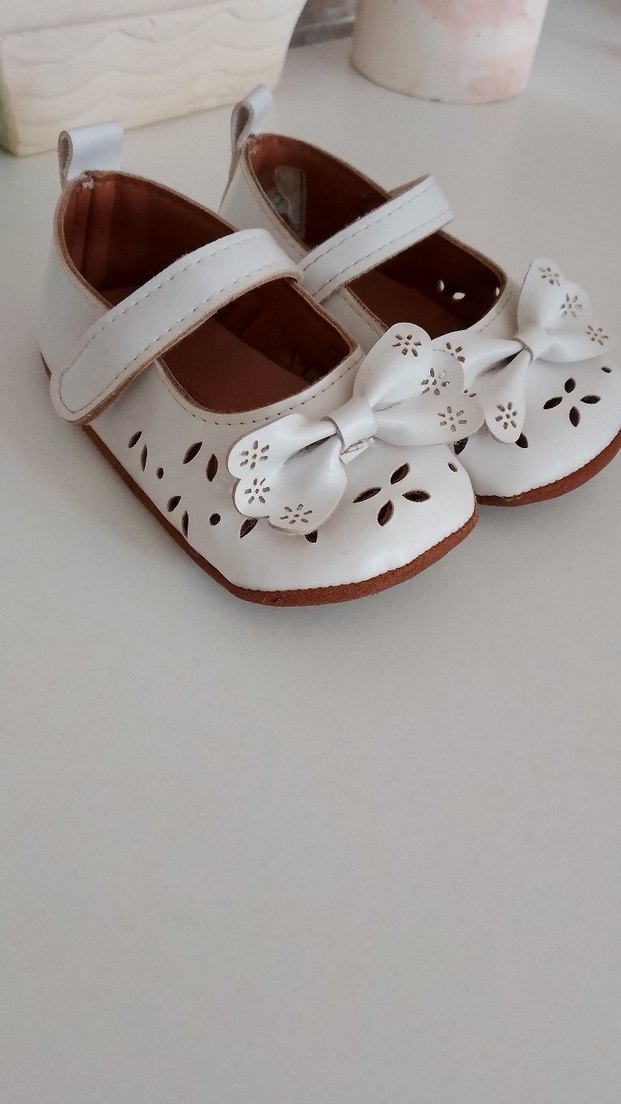Kız Çocuk Beyaz Fiyonklu Babet Ayakkabı - Görsel 4