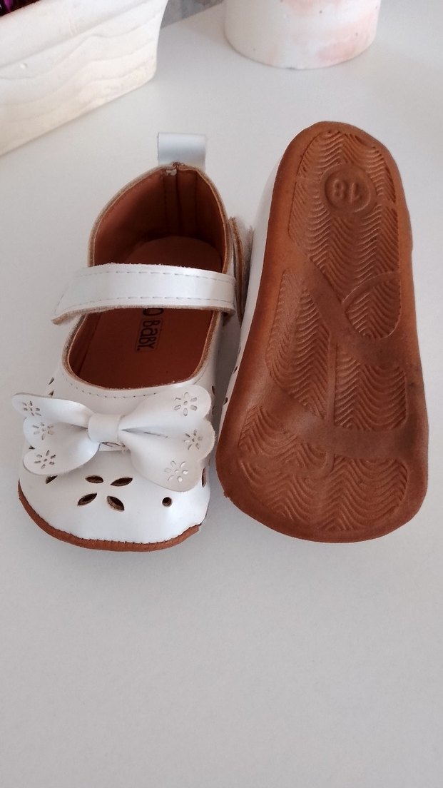 Kız Çocuk Beyaz Fiyonklu Babet Ayakkabı - Görsel 2