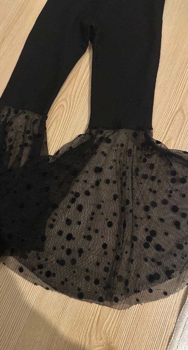 Kız Çocuk Siyah Fırfırlı Dar Kesim Pantolon - Görsel 2