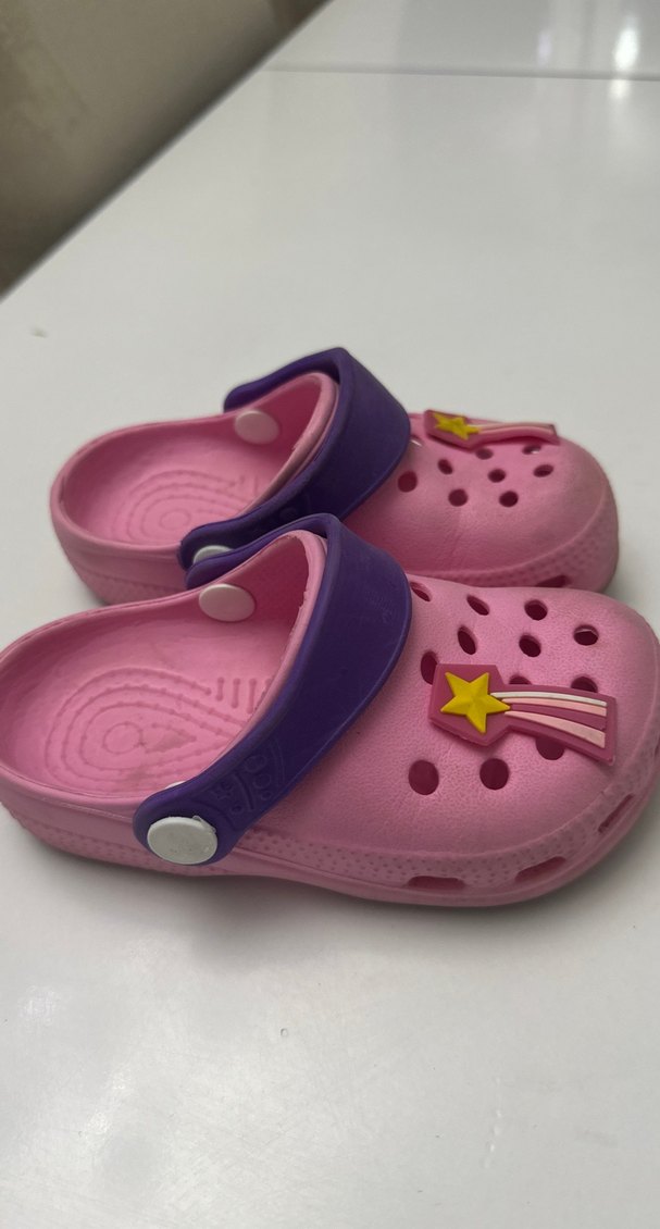 Kızlar için pembe bağcıklı terlik - Görsel 2