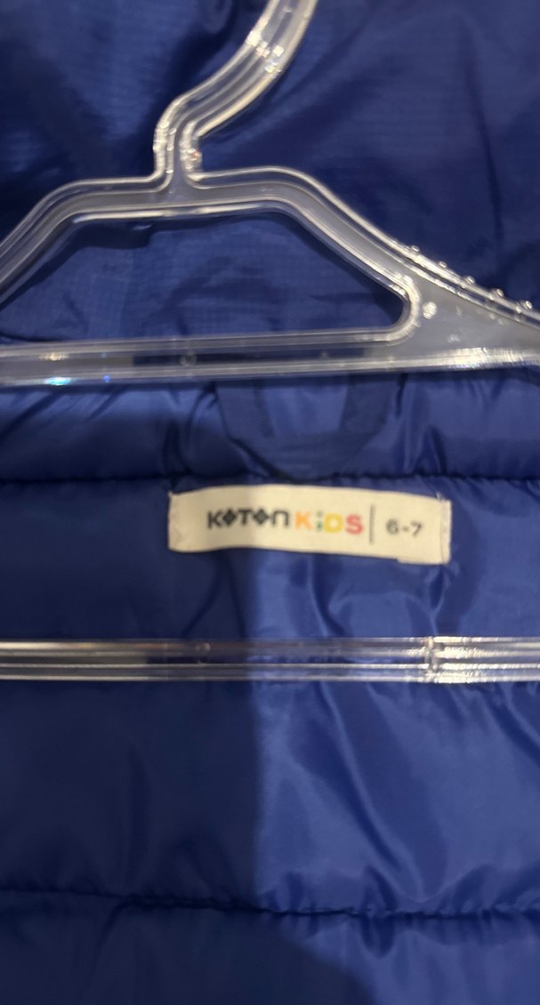 Erkek Çocuk Mavi Yelek - Görsel 3