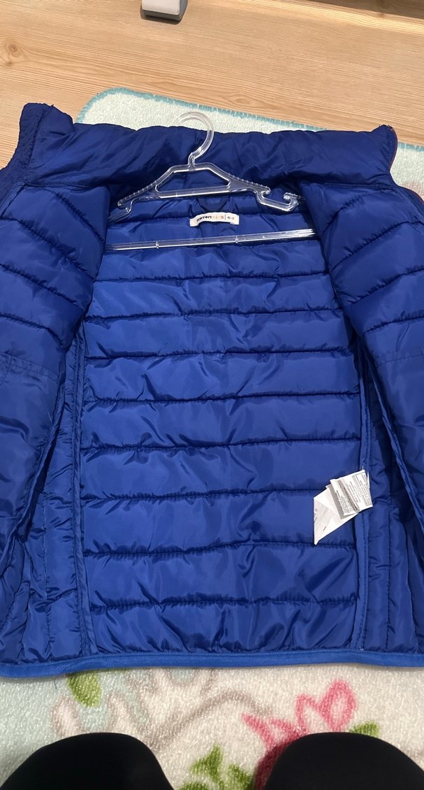 Erkek Çocuk Mavi Yelek - Görsel 2