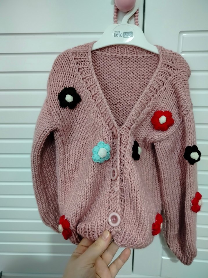 Kız Çocuk Pembe Nakışlı Örgü Hırka - Görsel 2