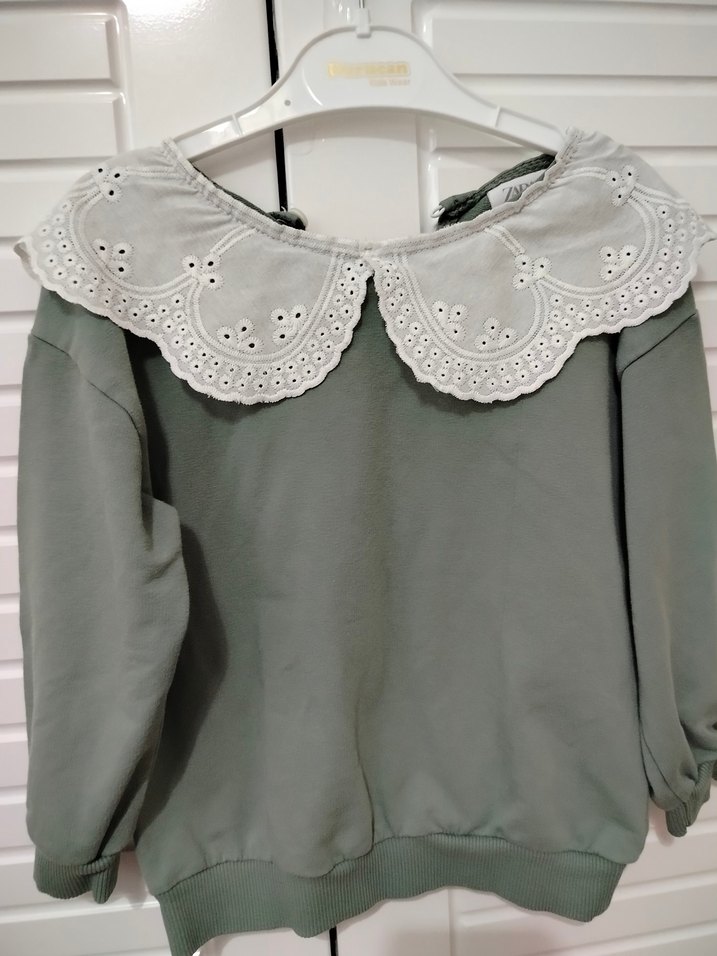 Nakış Detaylı Gri Kız Sweatshirt - Görsel 3