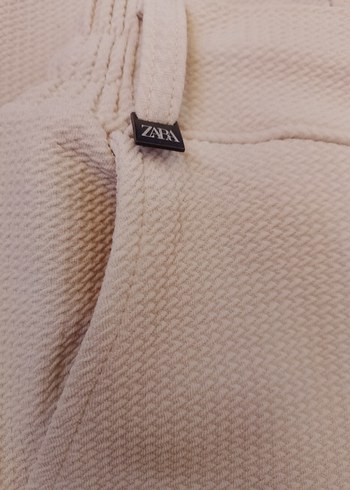 s Beden Zara Kadın Beyaz Regular Fit Kumaş Pantolon