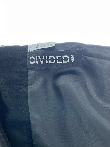 38 Beden siyah Renk H&M Mini Etek %70 İndirimli.